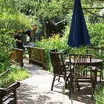 Grenzfall Hotel
