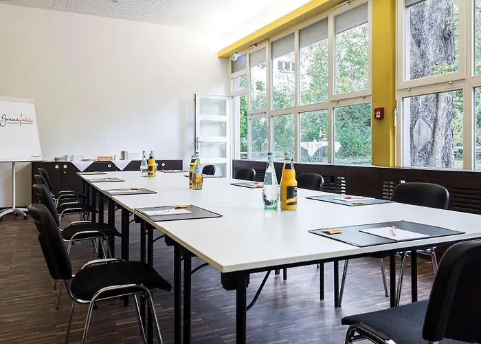 Grenzfall Otel Berlin