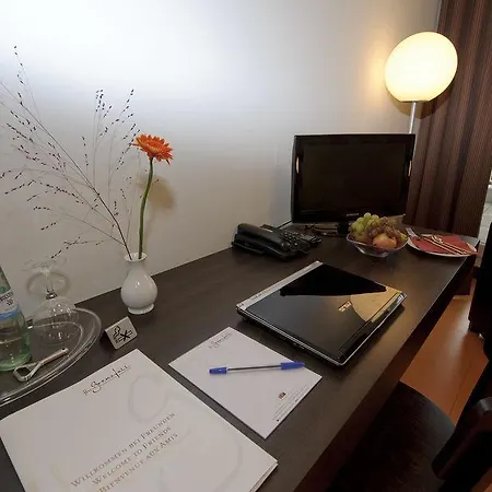 Grenzfall 3* Berlín